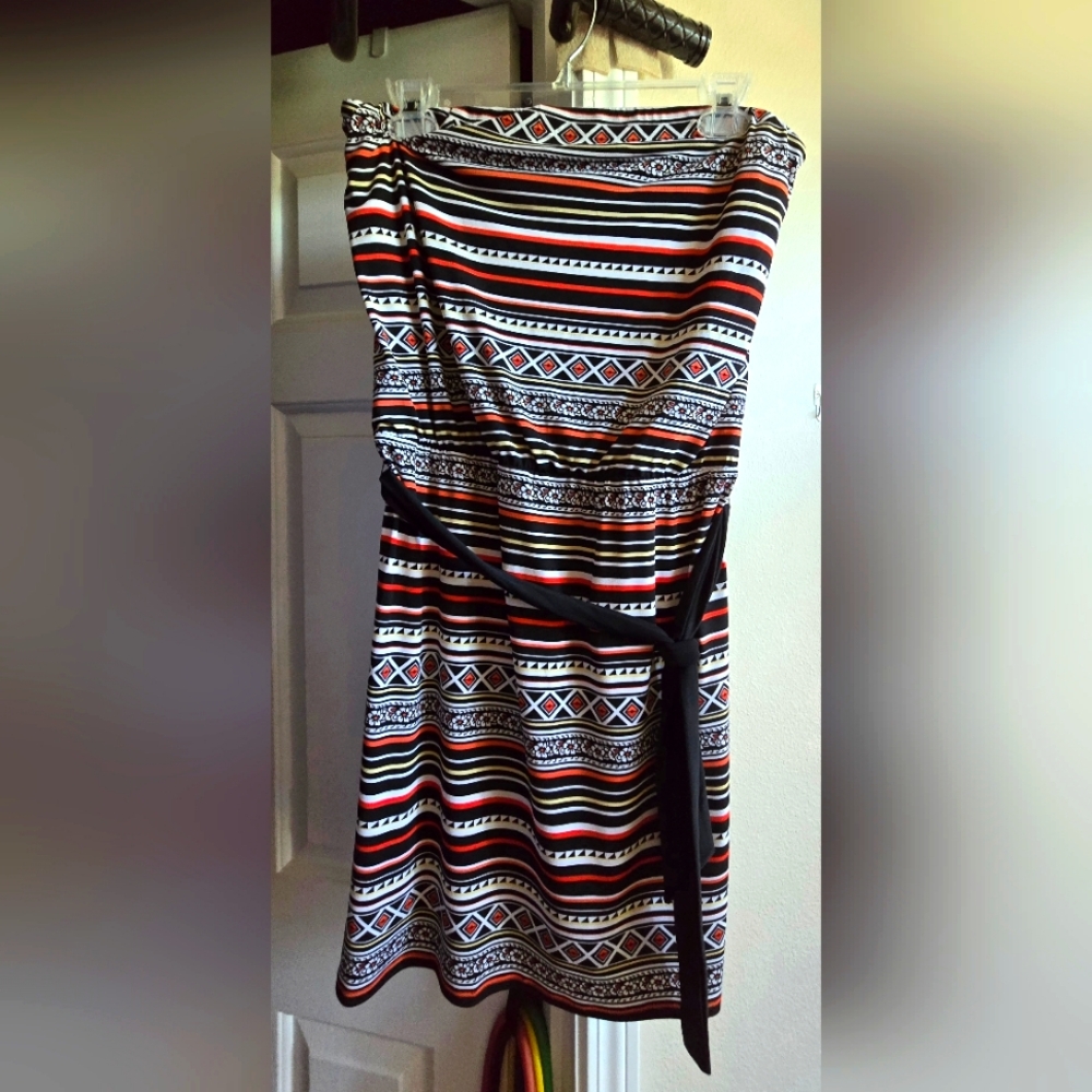 Strapless White House Black Market dress